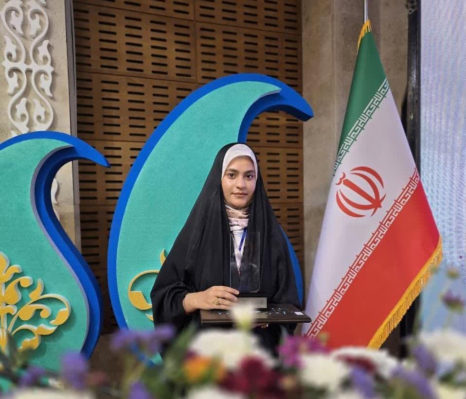 دانشجوی شاهد و ایثارگر دانشگاه مراغه رتبه دوم جشنواره شهید آوینی را کسب کرد